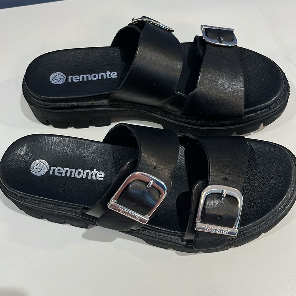 remonte Buckle Sandals - Picture 9 of 9